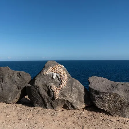 Villa Oceana - Cliffside Retreat